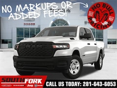 2025 Ram 1500 TRADESMAN CREW CAB 4X4 5'7 BOX Pickup