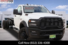 2026 Ram 5500 Chassis Cab TRADESMAN  REGULAR  4X2 120' CA Pickup