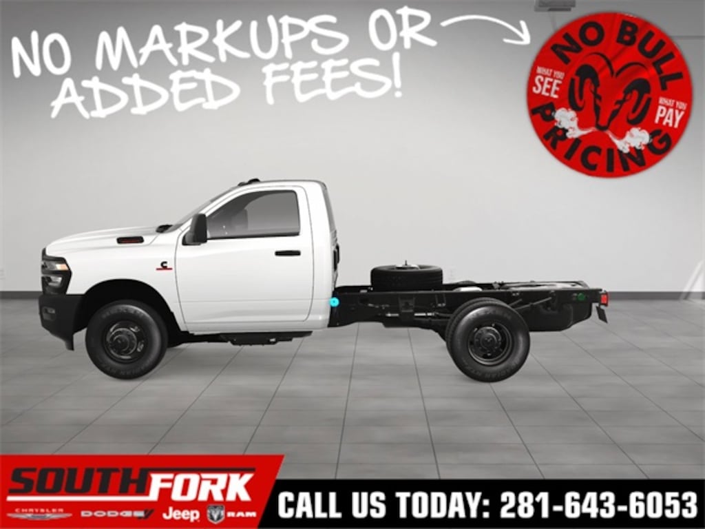 New 2025 Ram 3500 Chassis Cab 3500 TRADESMAN CHASSIS REGULAR CAB 4X2 60' CA Pickup