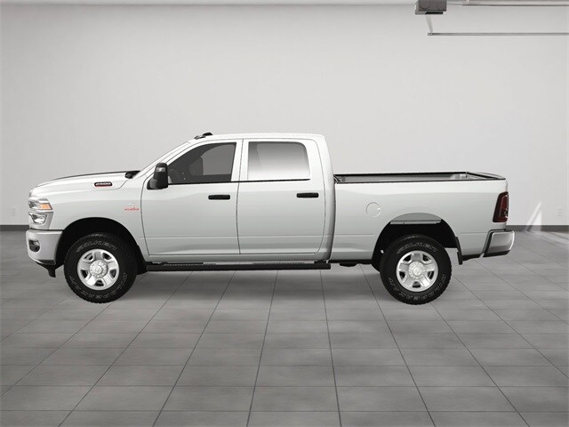 2025 Ram 2500 Tradesman photo 3