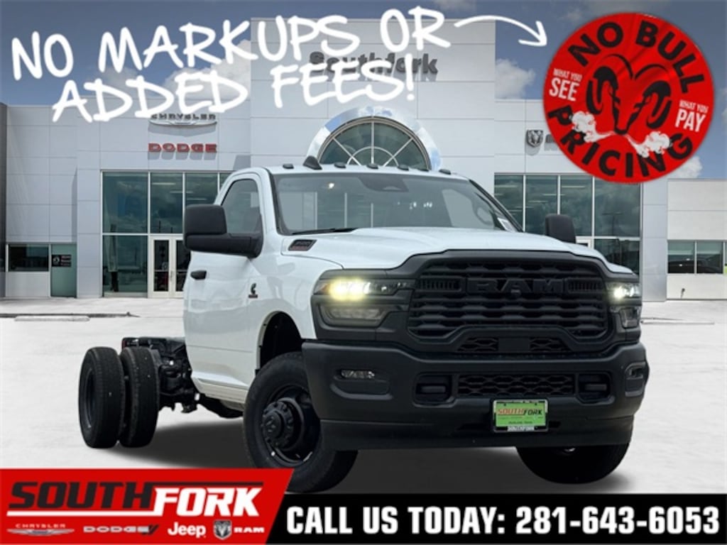 New 2025 Ram 3500 Chassis Cab 3500 TRADESMAN CHASSIS REGULAR CAB 4X4 84' CA Pickup