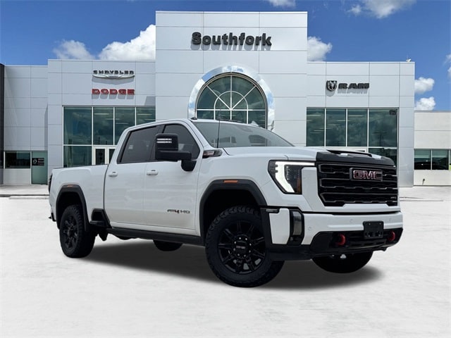 2024 GMC Sierra 2500HD AT4's photo