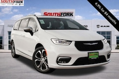 2026 Chrysler Pacifica PINNACLE Passenger Van