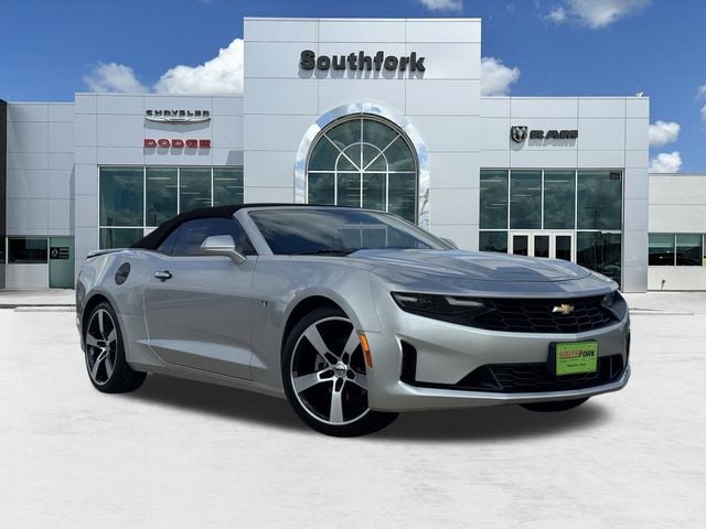 2019 Chevrolet Camaro 1LT's photo