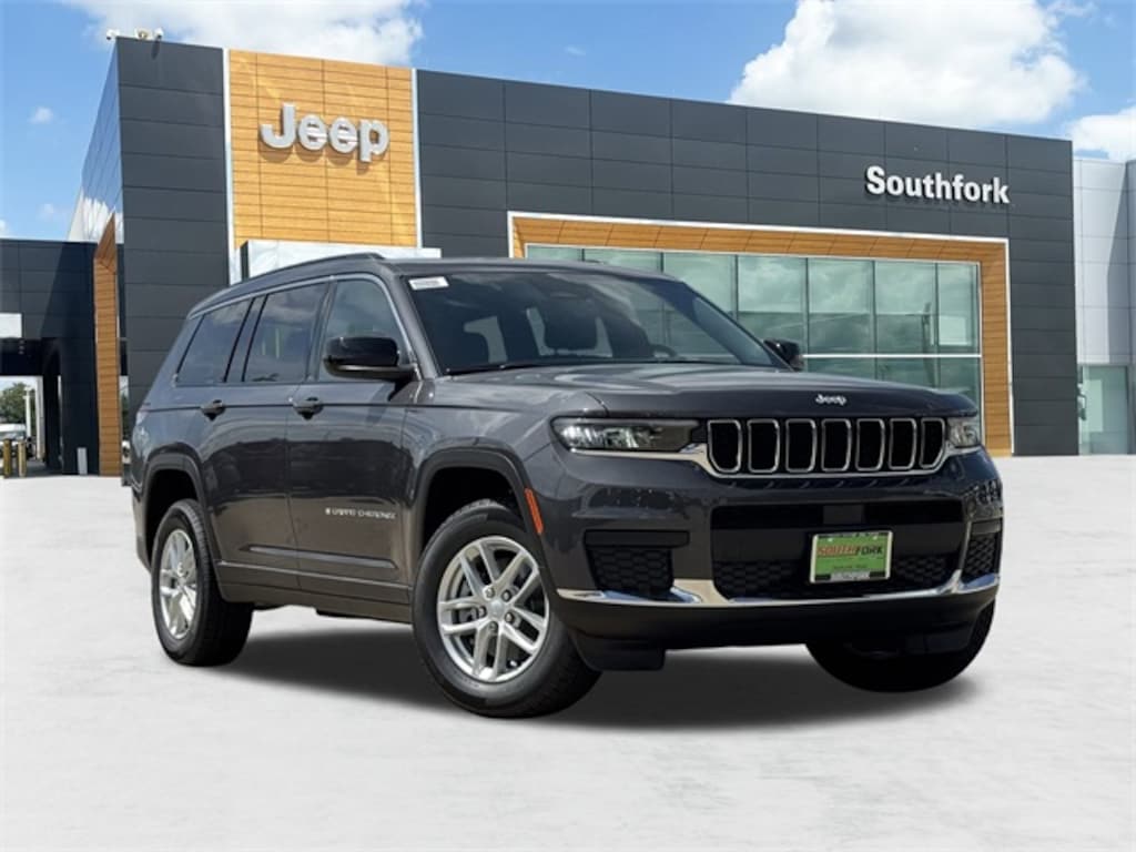 New 2025 Jeep Grand Cherokee L L LAREDO 4X2 Sport Utility
