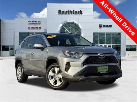 2021 Toyota RAV4 Hybrid XLE SUV