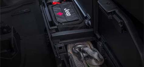 lockable rear-seat storage