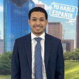 Staff member Andrew Rodriguez from ID_38bcdcbaa9e1