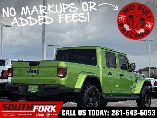 2025 Jeep Gladiator Sport photo 2