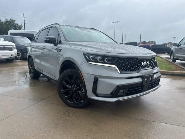 Used 2022 Kia Sorento SX with VIN 5XYRK4LF0NG146098 for sale in Manvel, TX