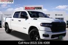 2026 Ram 1500 LONE STAR CREW CAB 4X4 5'7 BOX Pickup