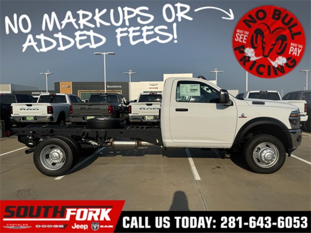New 2025 Ram 5500 Chassis Cab 5500 TRADESMAN CHASSIS REGULAR CAB 4X4 84' CA Pickup