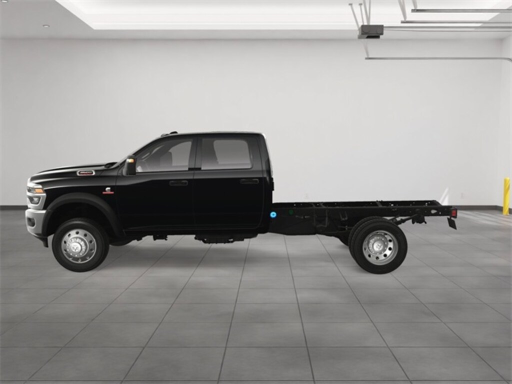 New 2025 Ram 4500 Chassis Cab 4500 TRADESMAN CHASSIS CREW CAB 4X2 60' CA Pickup