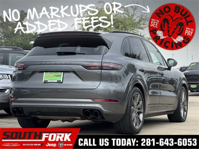2020 Porsche Cayenne Turbo photo 4
