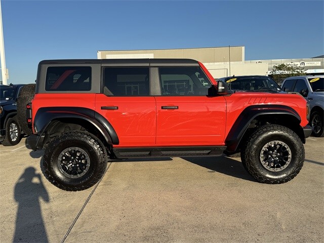 2023 Ford Bronco Raptor photo 2