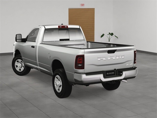 2025 Ram 2500 Tradesman photo 4