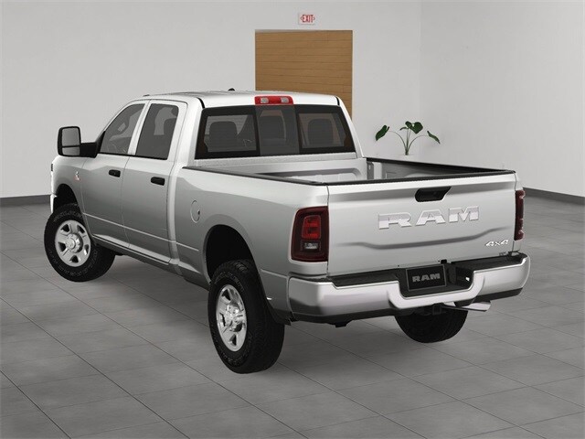 2025 Ram 2500 Tradesman photo 4