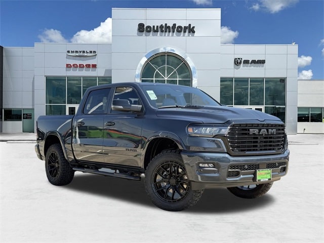 2026 RAM Ram 1500 Pickup Laramie's photo