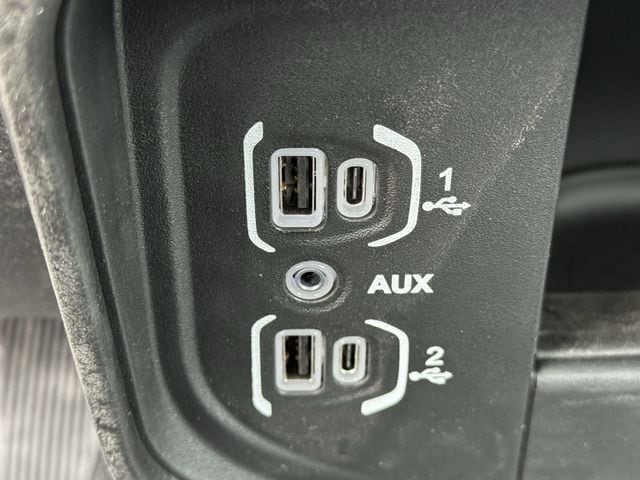 2025 RAM 3500 Chassis Tradesman - Photo 13