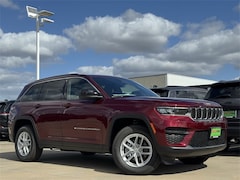 2025 Jeep Grand Cherokee LAREDO X 4X4 Sport Utility