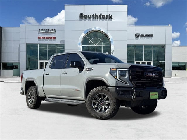 2021 GMC Sierra 1500 AT4's photo