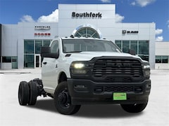 2025 Ram 3500 Chassis Cab 3500 TRADESMAN CHASSIS REGULAR CAB 4X2 84' CA Pickup