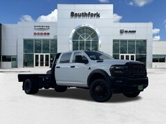 2026 Ram 5500 Chassis Cab TRADESMAN  CREW  4X4 84' CA Pickup