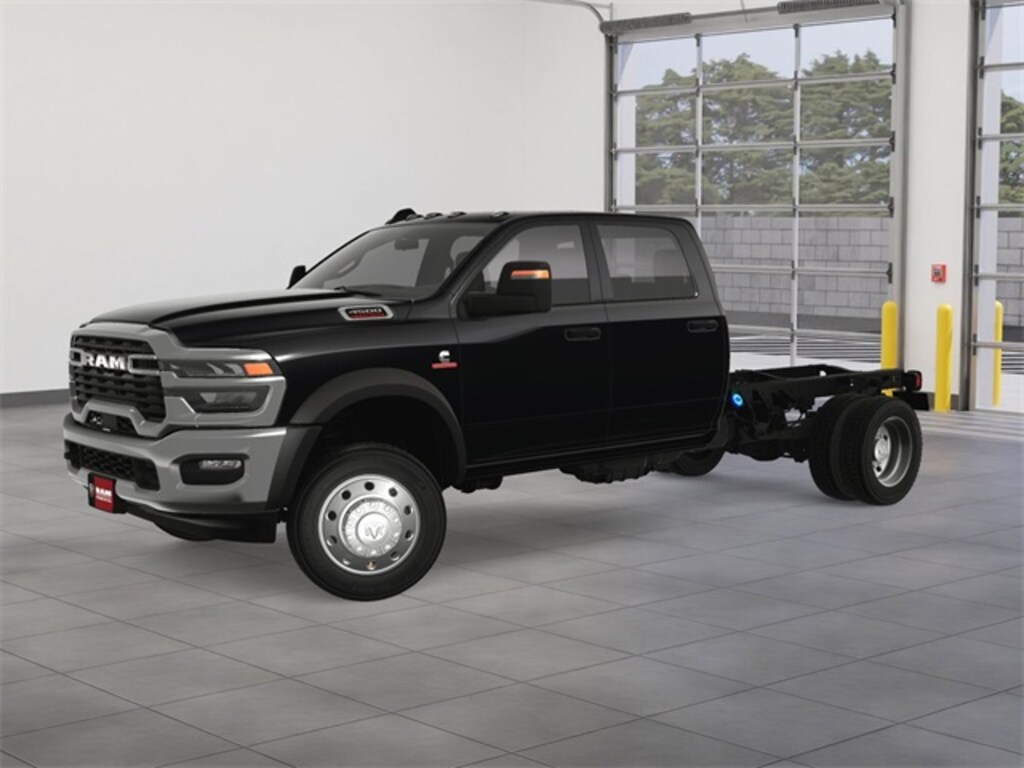 New 2025 Ram 4500 Chassis Cab 4500 TRADESMAN CHASSIS CREW CAB 4X2 60' CA Pickup