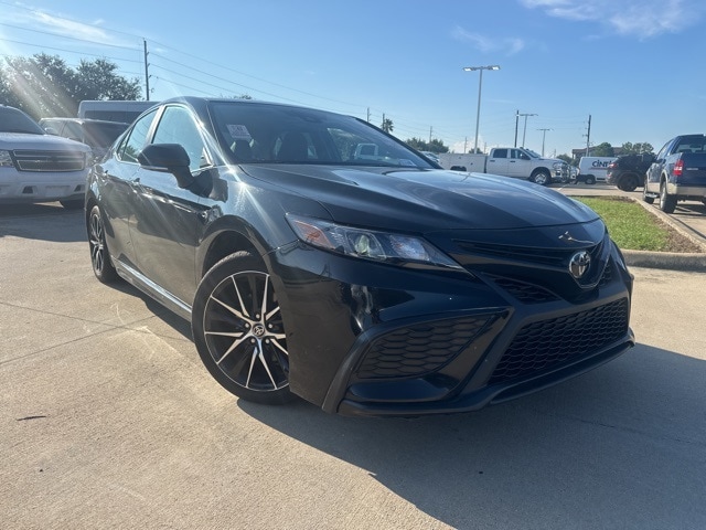 Used 2023 Toyota Camry SE with VIN 4T1G11AKXPU809005 for sale in Manvel, TX