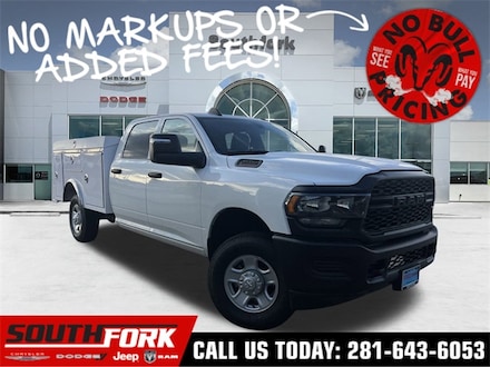 2024 Ram 3500 TRADESMAN CREW CAB 4X4 8' BOX Pickup