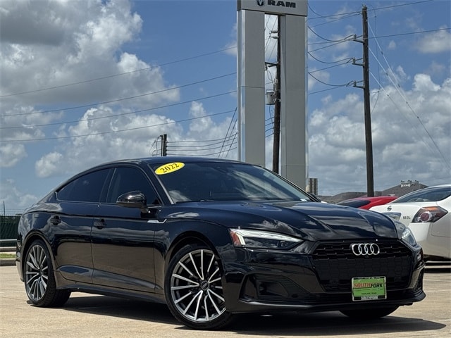 2022 Audi A5 Sportback Premium Plus's photo