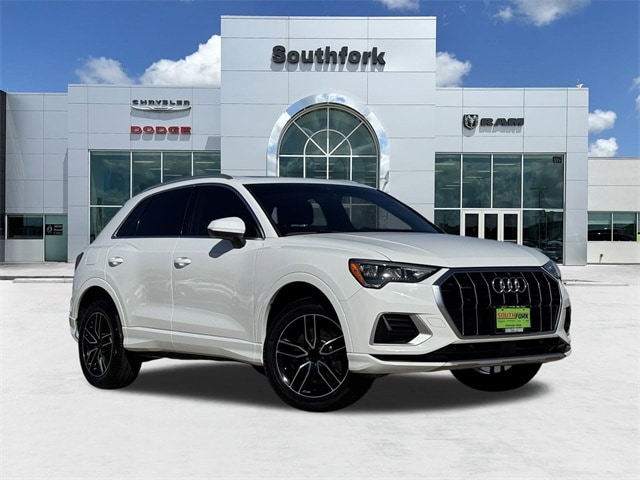 2019 Audi Q3 Premium