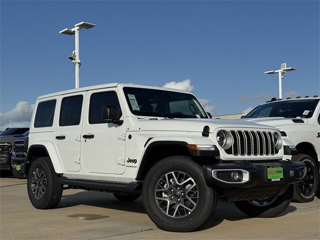 2026 Jeep Wrangler Sahara photo 2