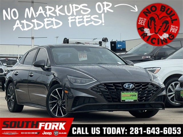 Used 2021 Hyundai Sonata Limited with VIN 5NPEH4J23MH099931 for sale in Manvel, TX
