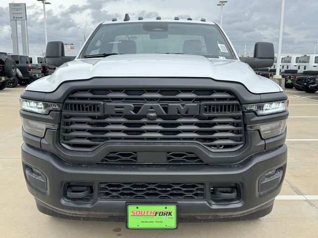 2025 RAM 3500 Chassis Tradesman - Photo 6