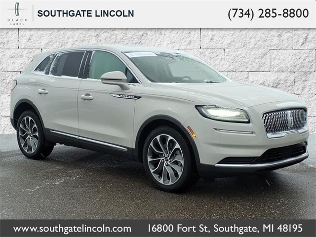 2023 Lincoln Nautilus Reserve's photo