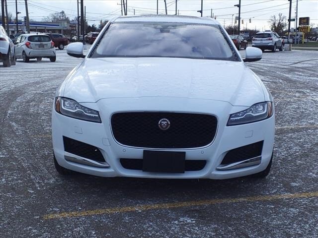 Used 2018 Jaguar XF Prestige with VIN SAJBK4FX9JCY59443 for sale in Southgate, MI