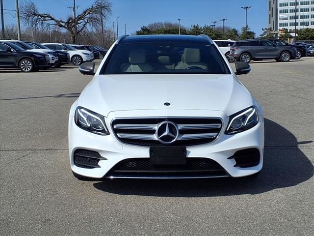 Used 2019 Mercedes-Benz E-Class E450 with VIN WDDZH6JB1KA662305 for sale in Southgate, MI