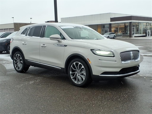 2023 Lincoln Nautilus Reserve's photo