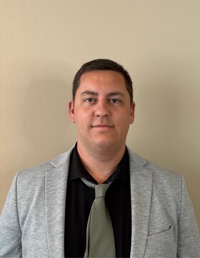 Staff member Daniel Todorovski from ID_17724f972b14