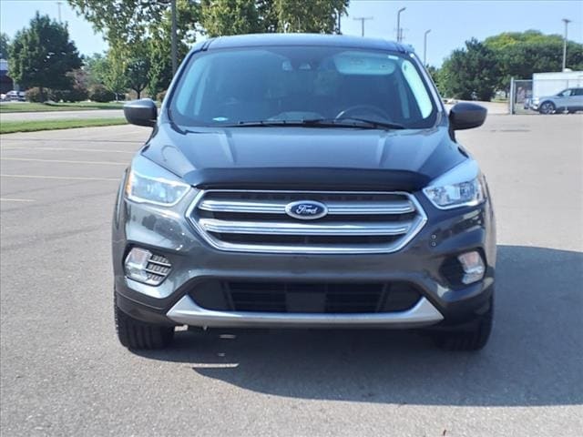 Used 2019 Ford Escape SE with VIN 1FMCU9GD7KUA61206 for sale in Southgate, MI