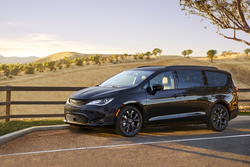 chrysler van lease deals