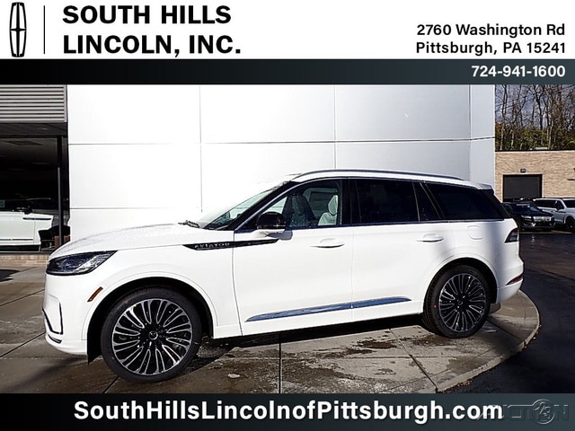 2026 Lincoln Aviator Black Label's photo