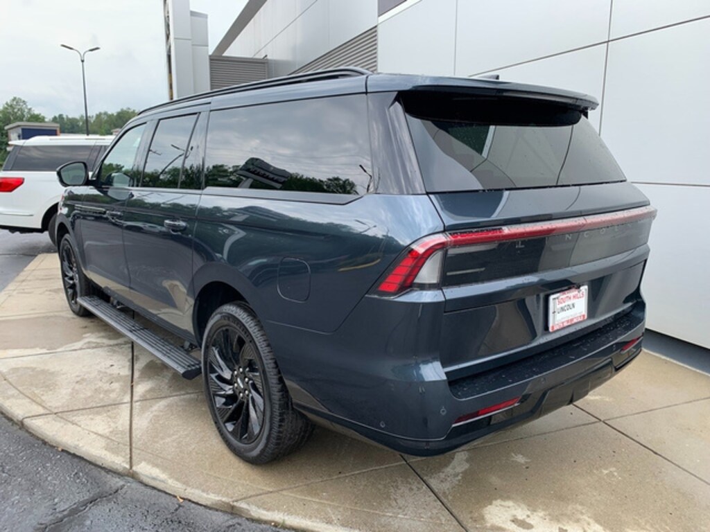 Certified 2025 Lincoln Navigator L Reserve SUV