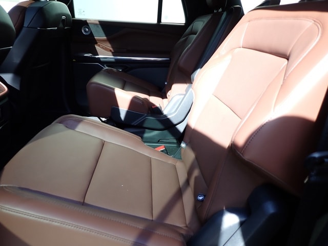 2025 Lincoln Navigator Reserve L - Photo 16