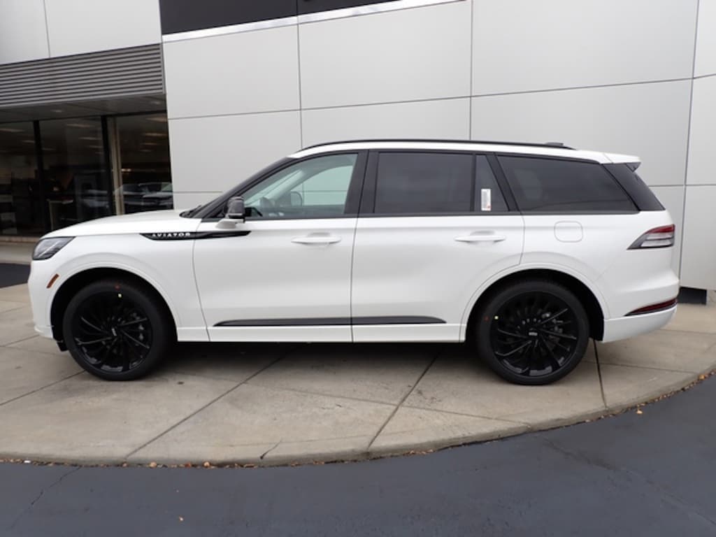New 2026 Lincoln Aviator Reserve SUV