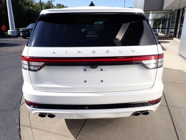 2025 Lincoln Aviator Reserve photo 4