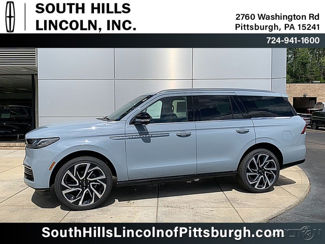 2026 Lincoln Navigator Reserve 4WD's photo