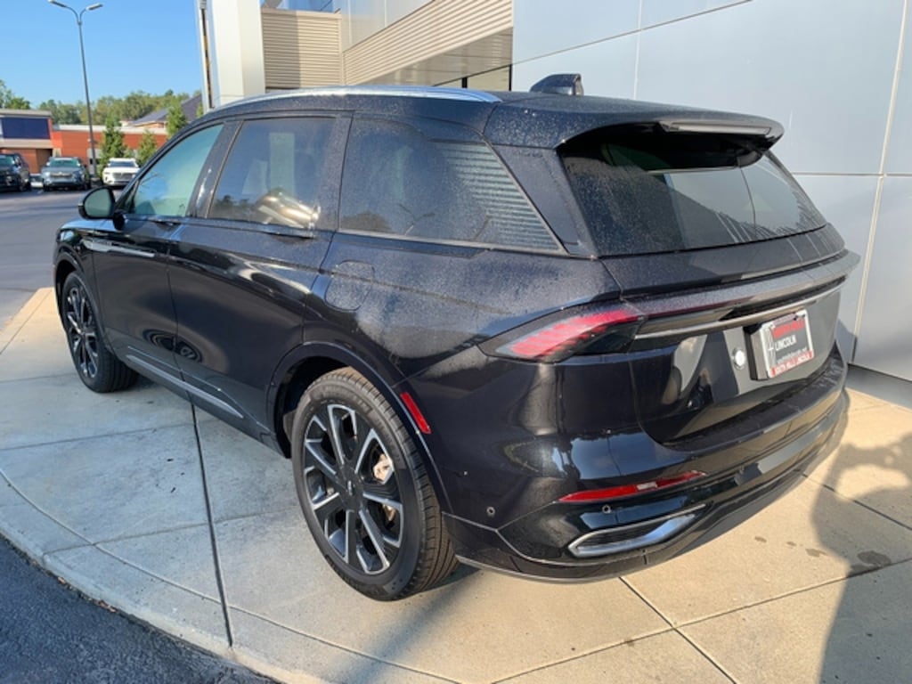 Certified 2024 Lincoln Nautilus Reserve II SUV