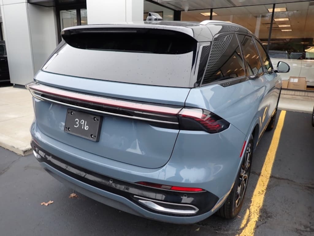 Certified 2025 Lincoln Nautilus Reserve II SUV